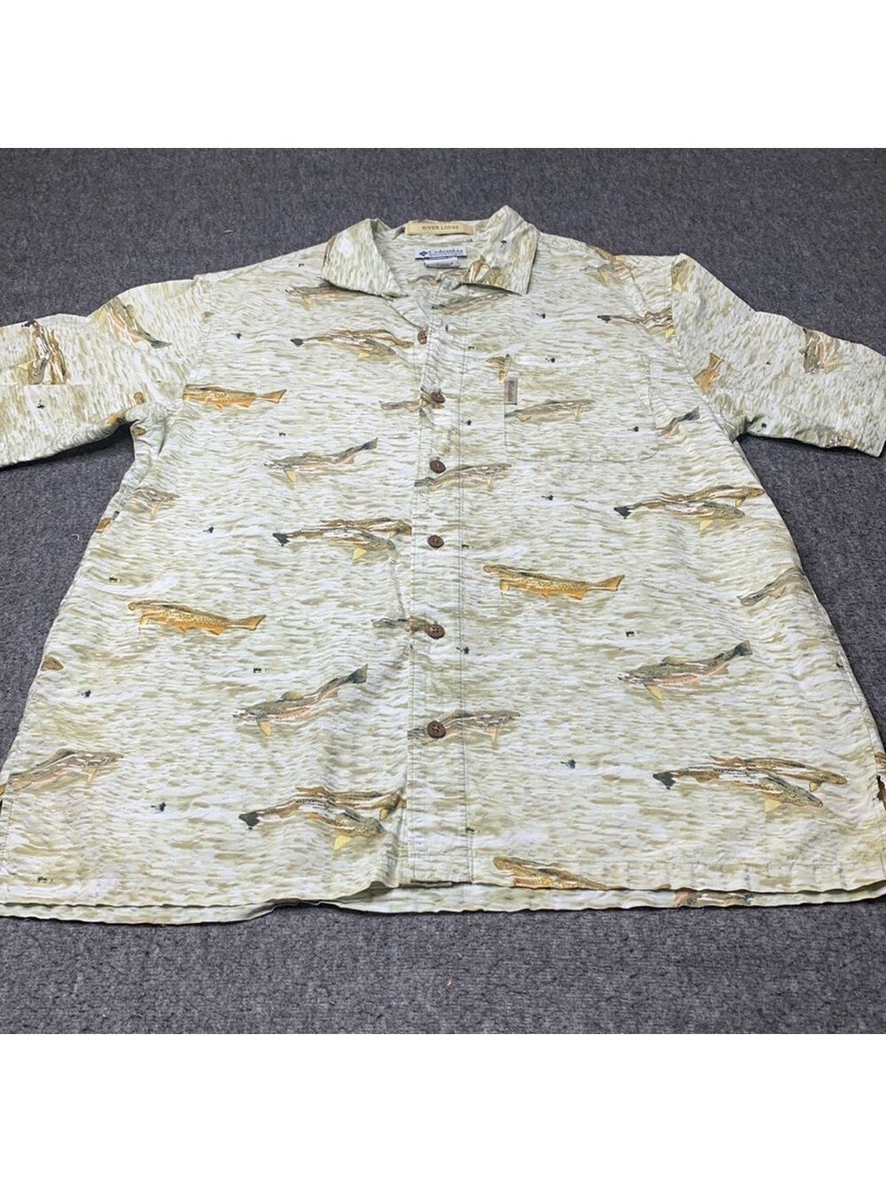 Columbia Shirt Mens M Multicolor Fish Pattern Button Down Short Sleeve Outdoor - Picture 1 of 6